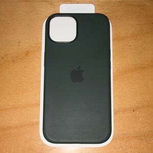 Apple Cypress iPhone 15 Case